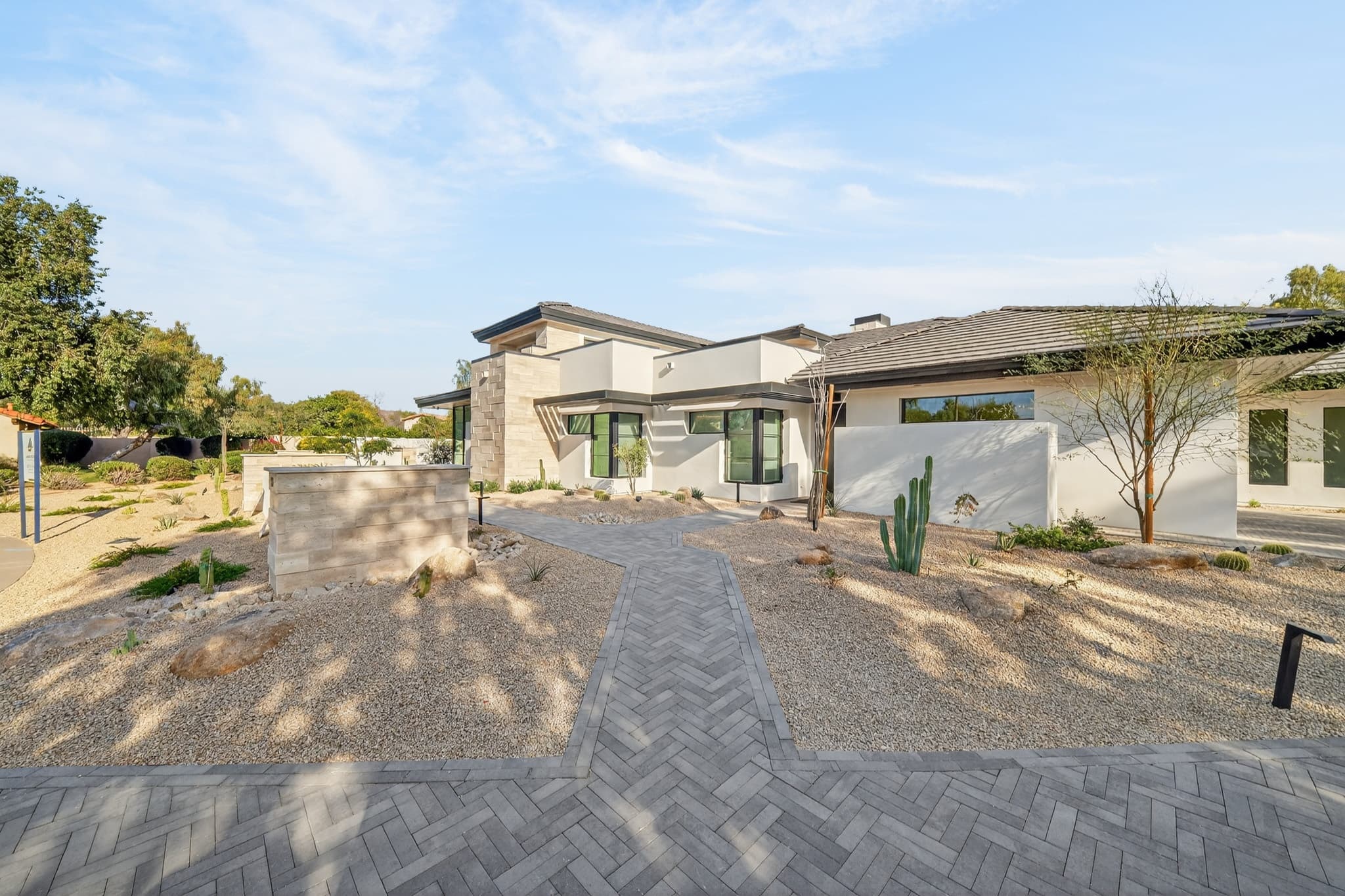 Custom home exterior by Armstrong Construction Group